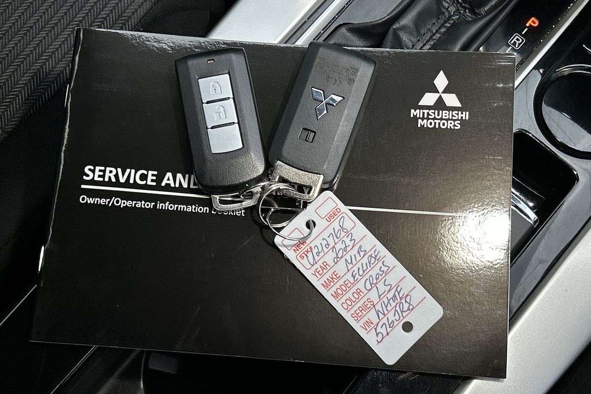 2023 Mitsubishi Eclipse Cross LS YB