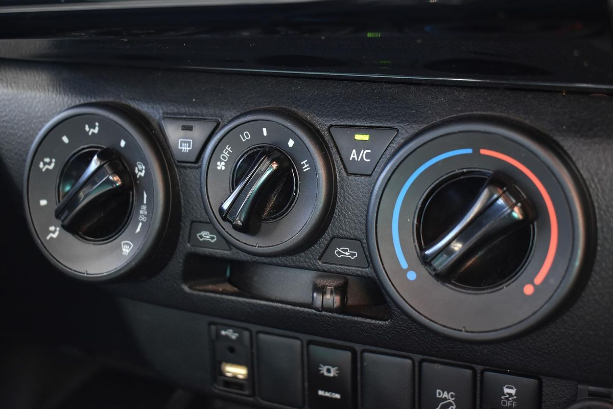 2022 Toyota Hilux SR GUN126R 4X4