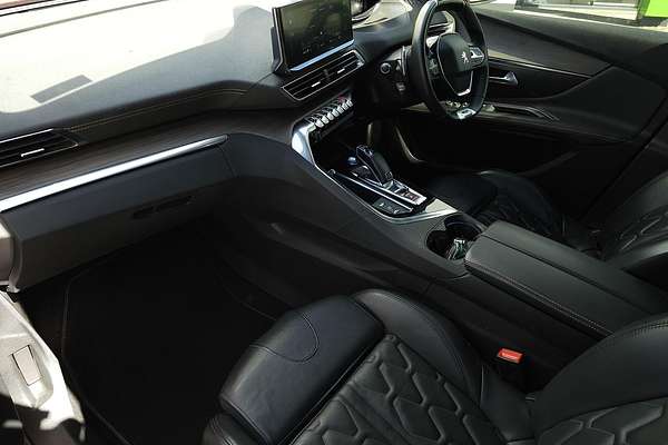 2021 Peugeot 3008 GT P84