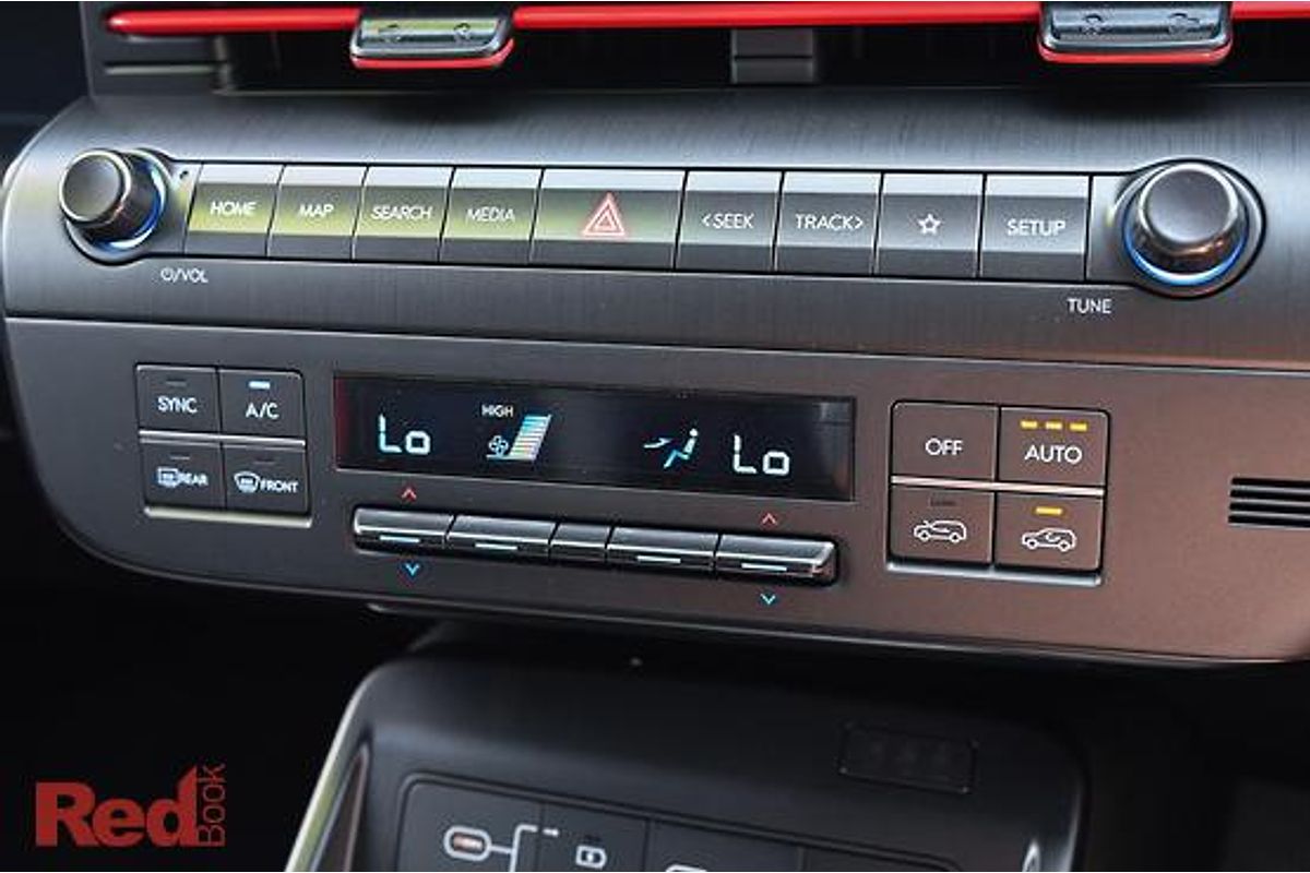 2025 Hyundai Kona Premium N Line SX2.V2