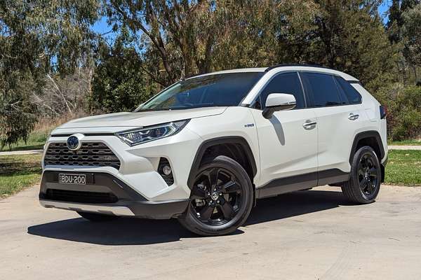 2020 Toyota RAV4 Cruiser AXAH54R
