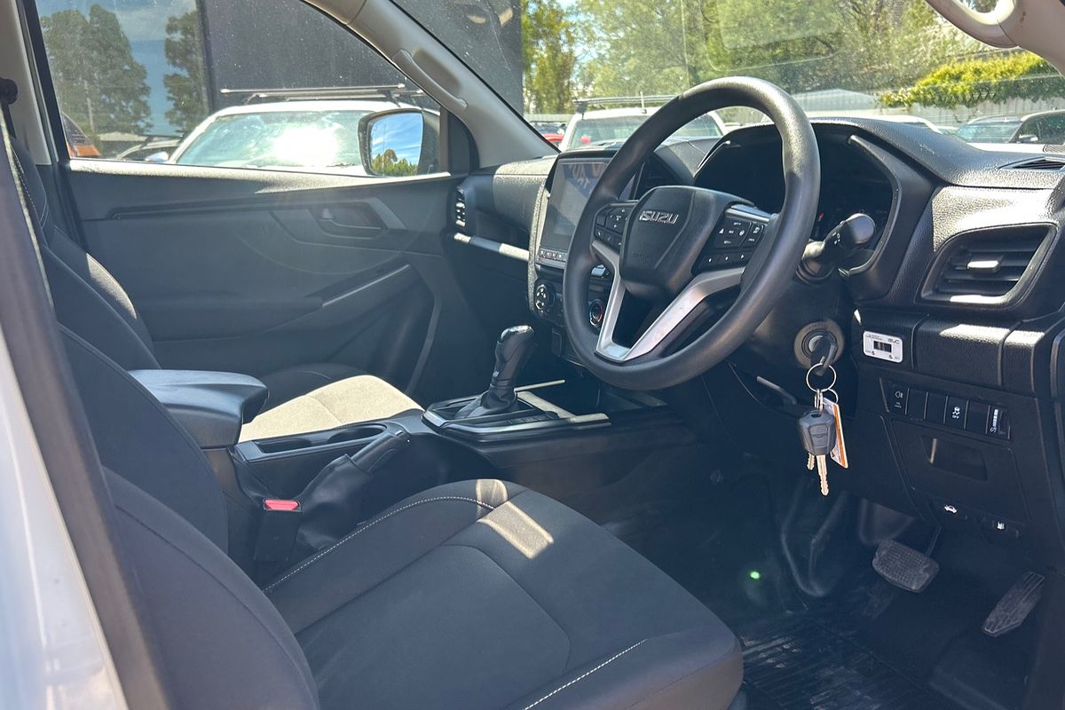 2023 Isuzu D-MAX SX 4X4