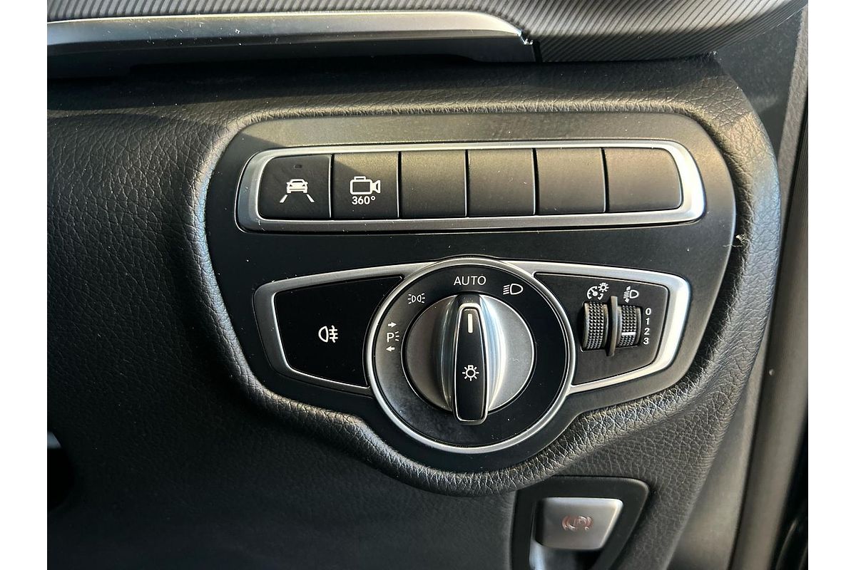 2020 Mercedes-Benz V-Class V220 d 447