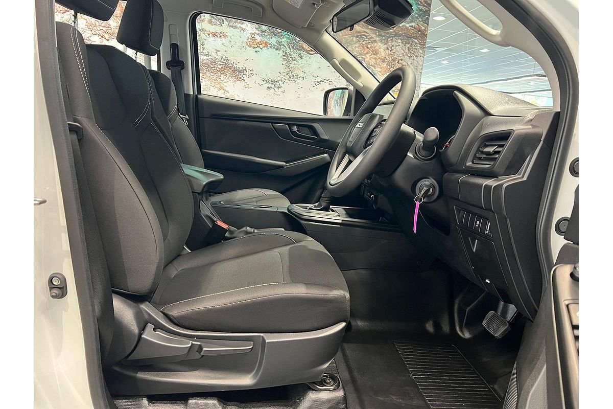 2023 Isuzu D-MAX SX 4X4