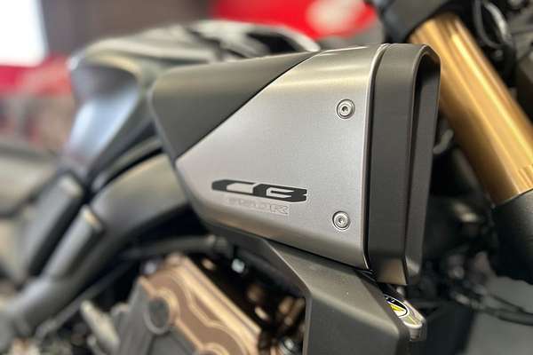 2025 Honda CB650R E-CLUTCH