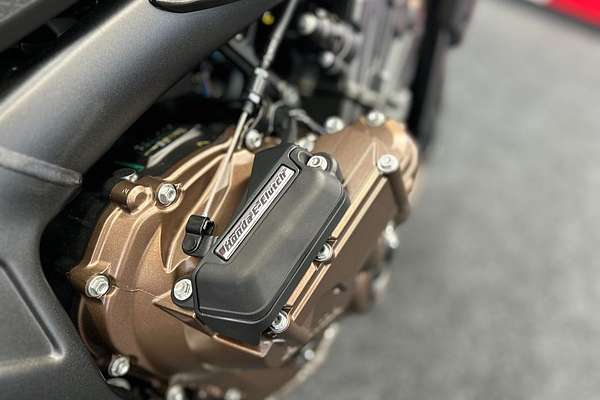 2025 Honda CB650R E-CLUTCH