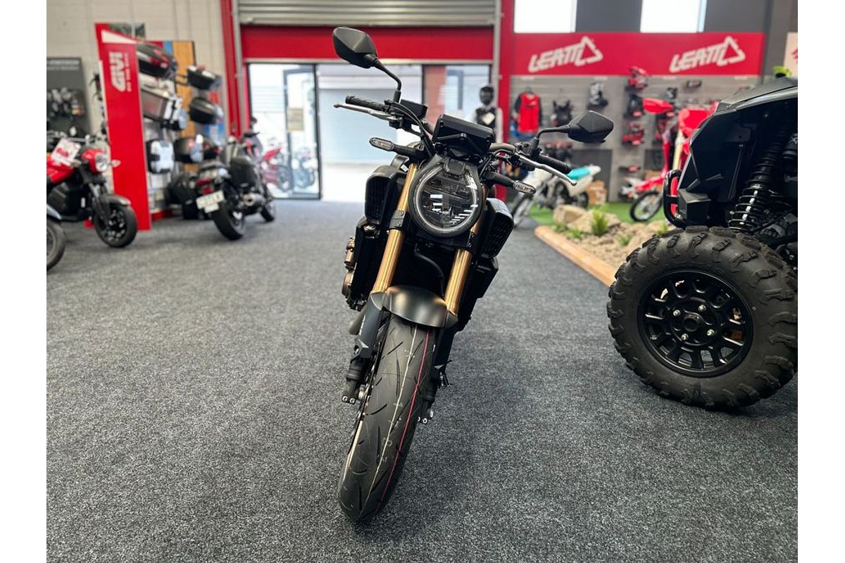 2025 Honda CB650R E-CLUTCH