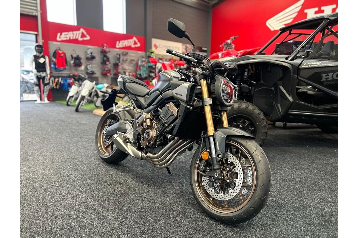 2025 Honda CB650R E-CLUTCH