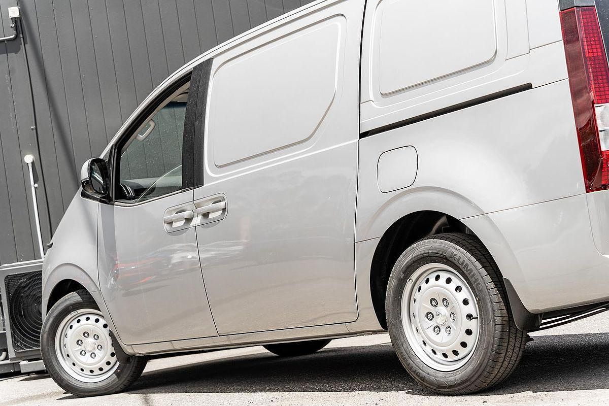 2025 Hyundai STARIA LOAD US4.V3