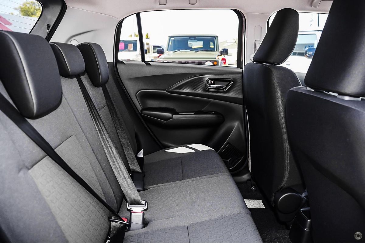 2024 Suzuki Swift Hybrid GLX UZ