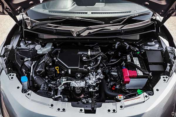 2024 Suzuki Swift Hybrid GLX UZ