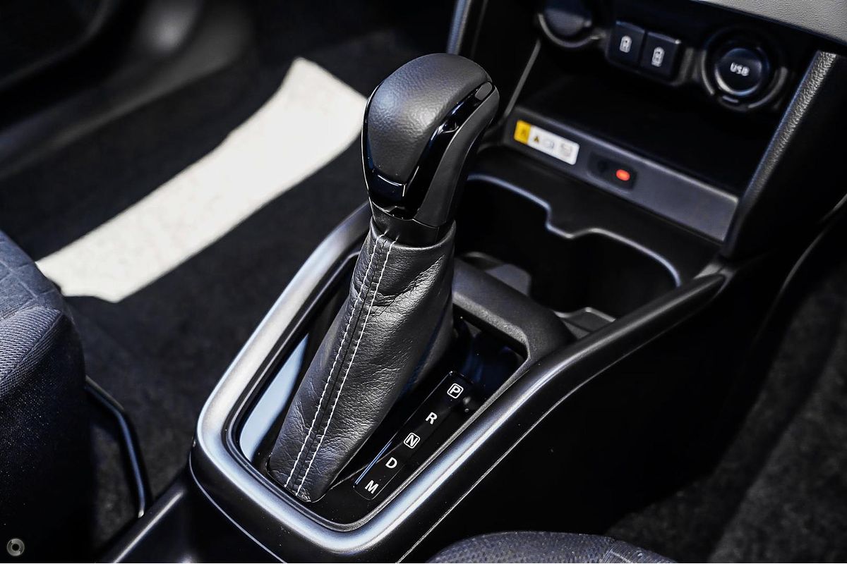 2024 Suzuki Swift Hybrid GLX UZ