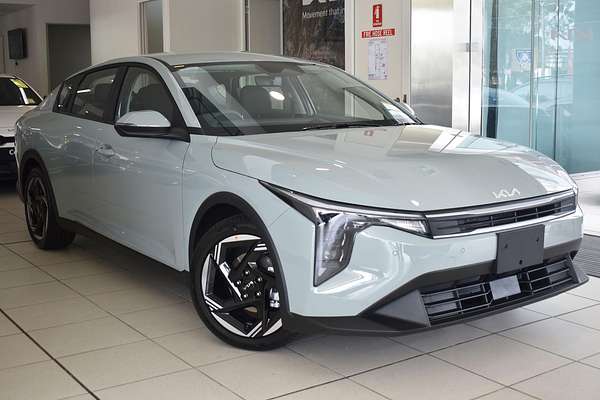 2025 Kia K4 Sport CL4m