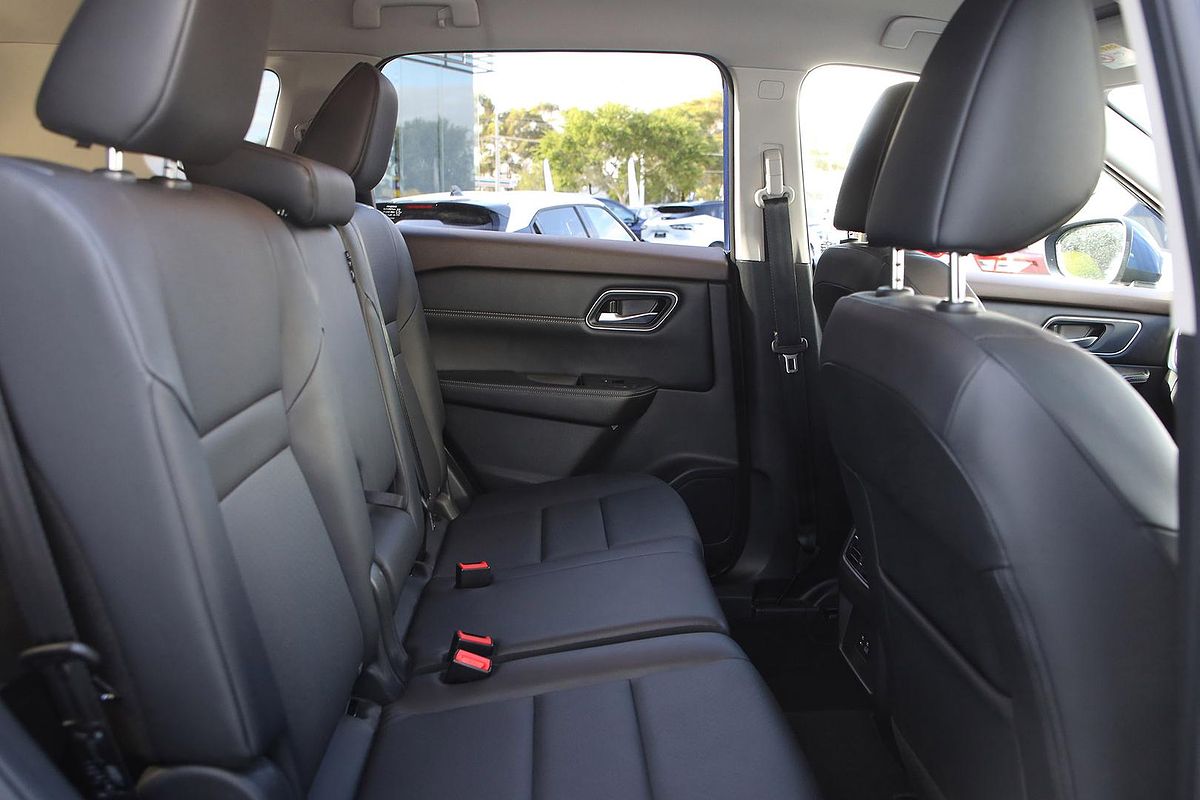 2024 Nissan X-TRAIL ST-L T33