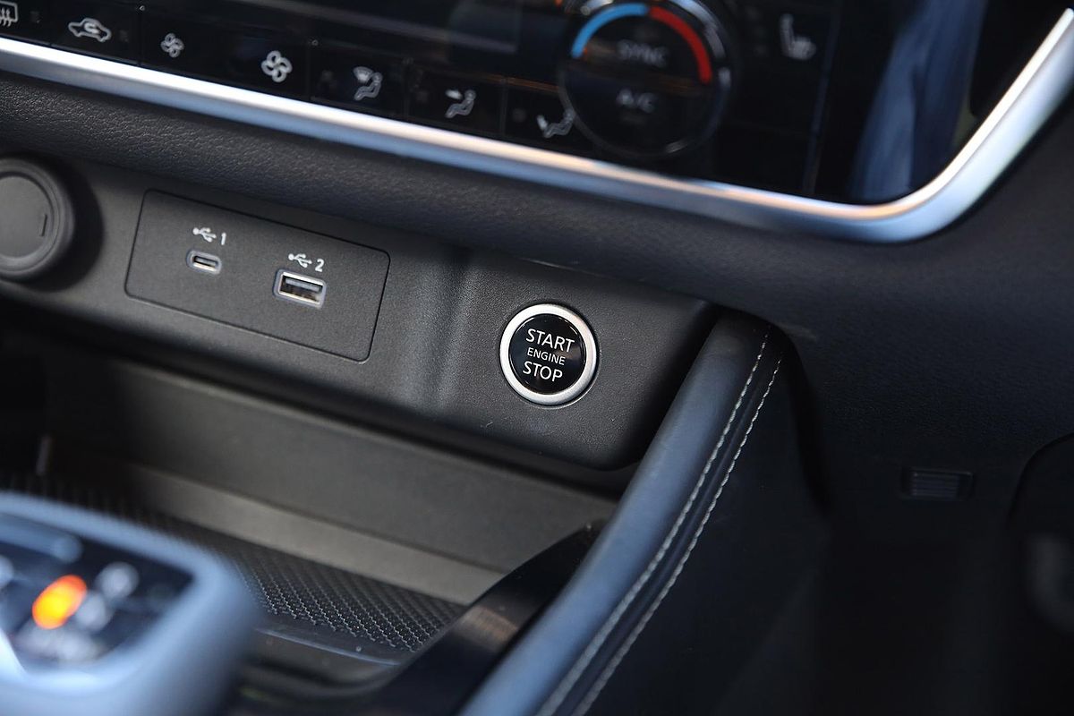 2024 Nissan X-TRAIL ST-L T33