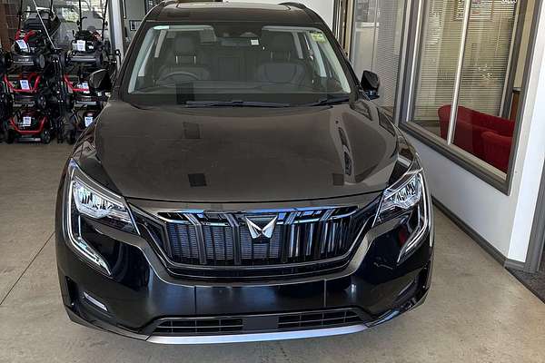2024 Mahindra XUV700 AX7L Black Edition