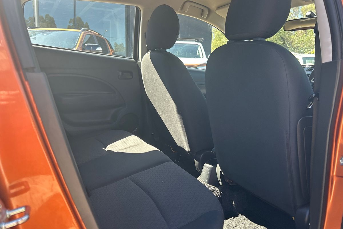 2016 Mitsubishi Mirage ES LA