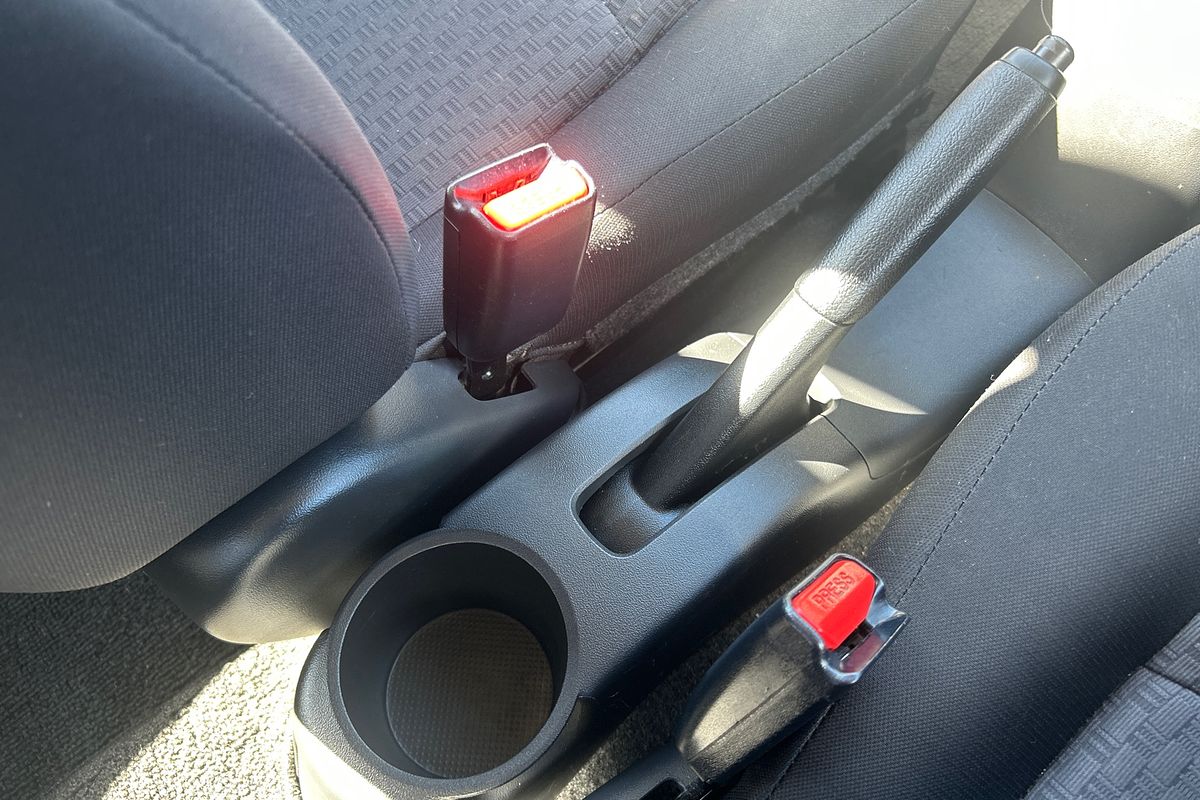 2016 Mitsubishi Mirage ES LA