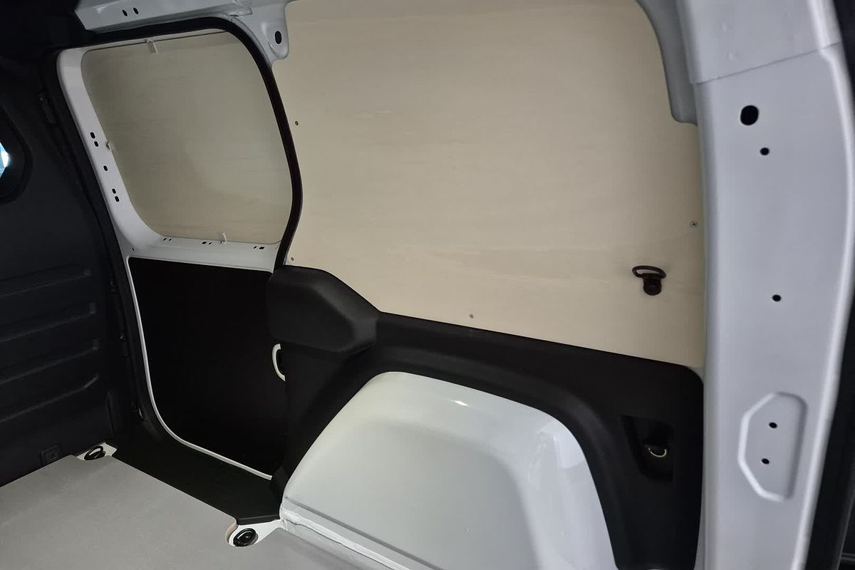 2025 Renault Kangoo L1 XFK SWB