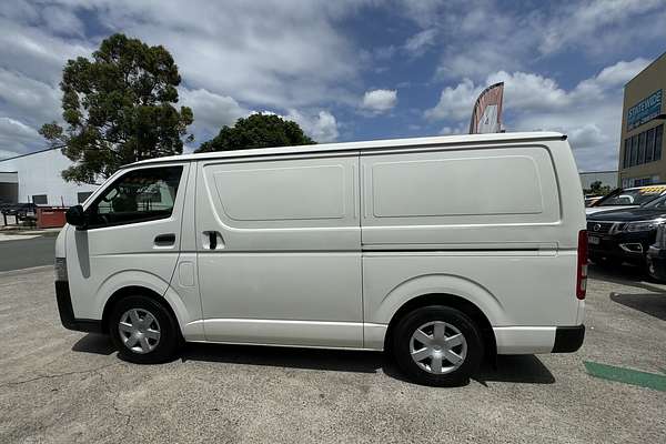 2017 Toyota HiAce LWB KDH201R MY16