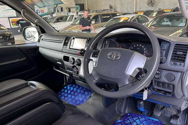 2017 Toyota HiAce LWB KDH201R MY16
