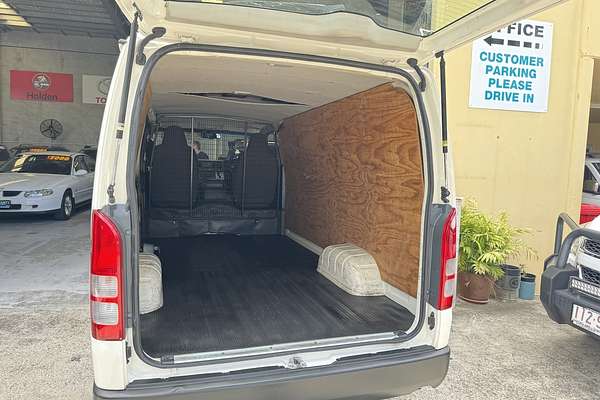 2017 Toyota HiAce LWB KDH201R MY16
