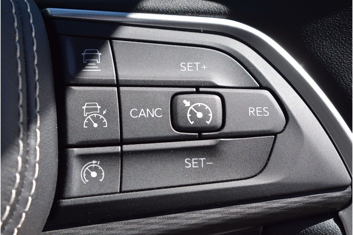 2022 Jeep Grand Cherokee Night Eagle WL