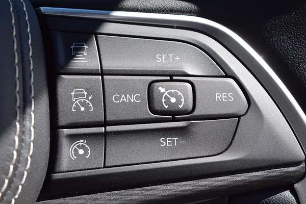 2022 Jeep Grand Cherokee Night Eagle WL