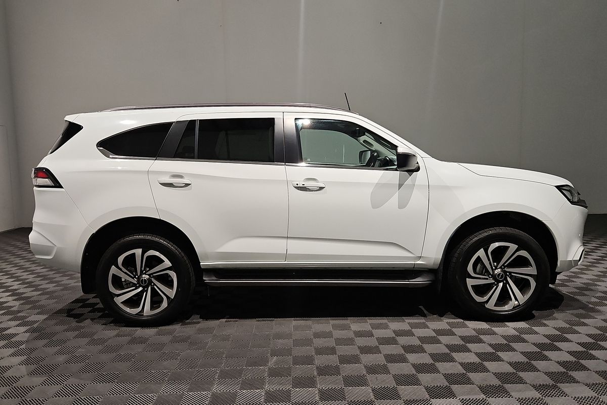 2022 Isuzu MU-X LS-T