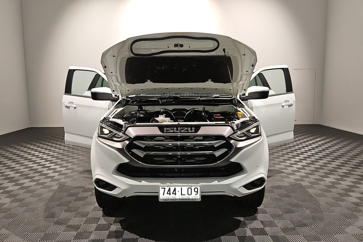 2022 Isuzu MU-X LS-T