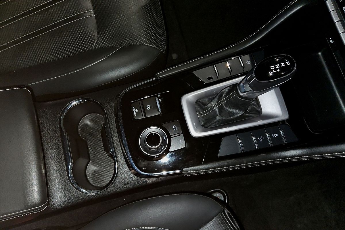 2022 Isuzu MU-X LS-T