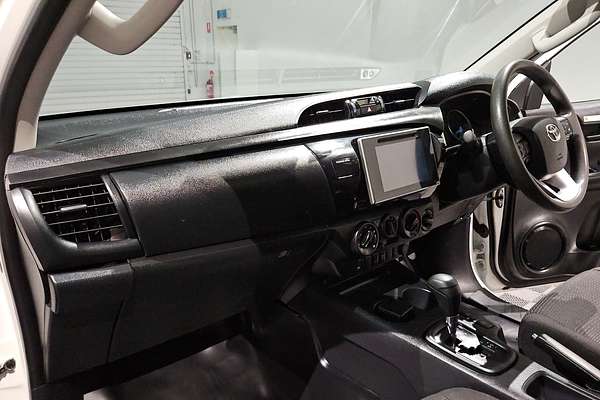2019 Toyota Hilux SR GUN126R 4X4