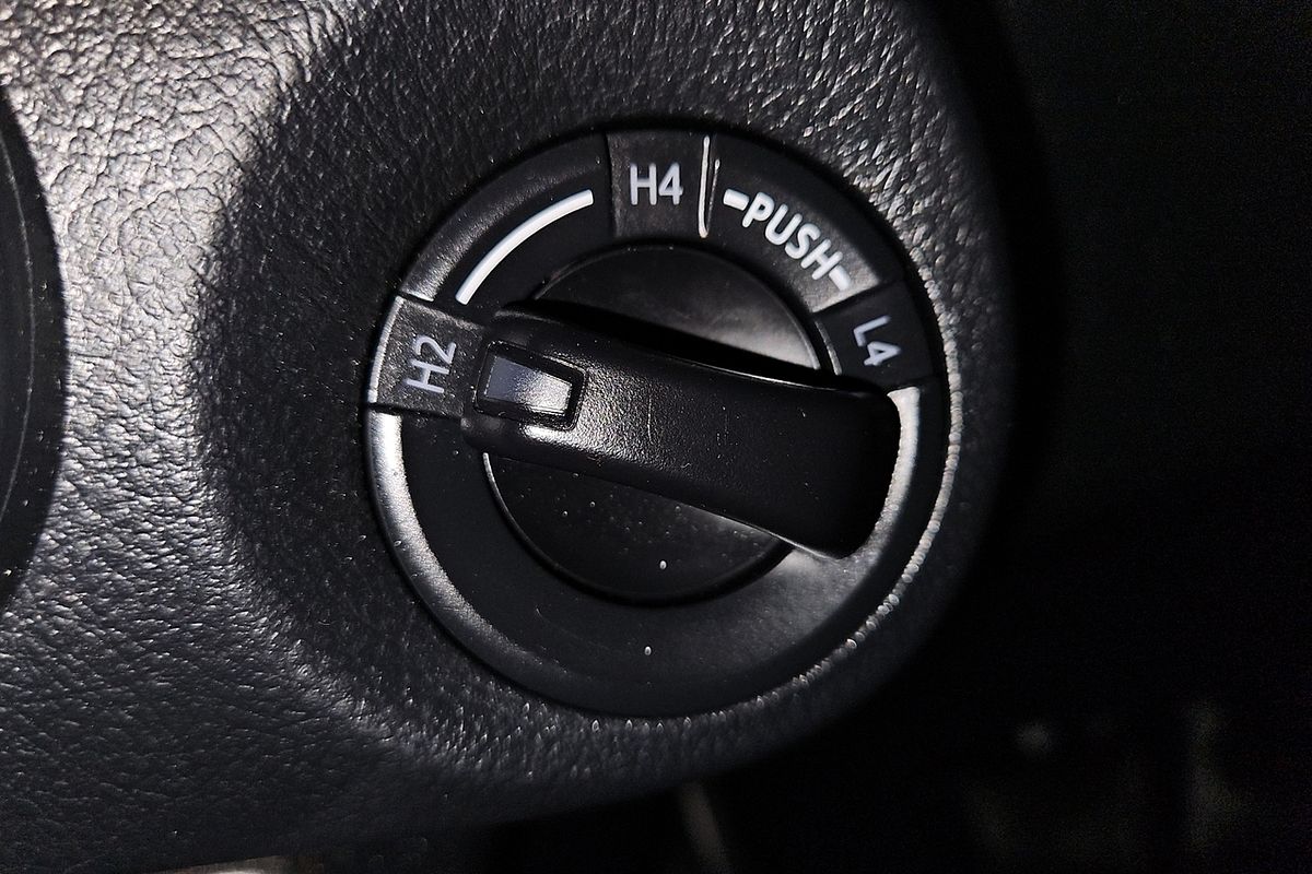 2019 Toyota Hilux SR GUN126R 4X4