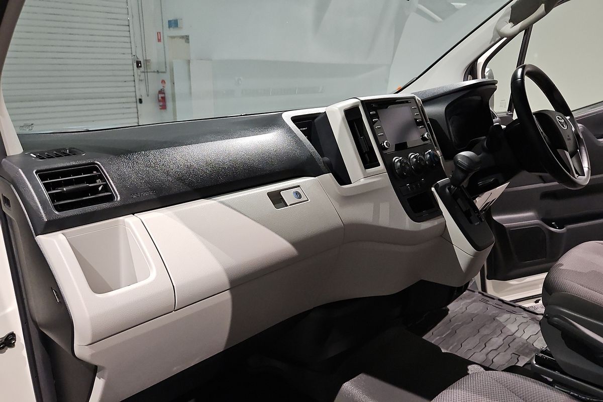 2019 Toyota Hiace GDH300R LWB