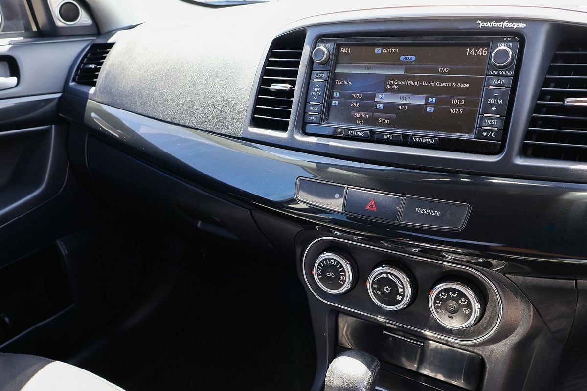 2015 Mitsubishi Lancer XLS CJ