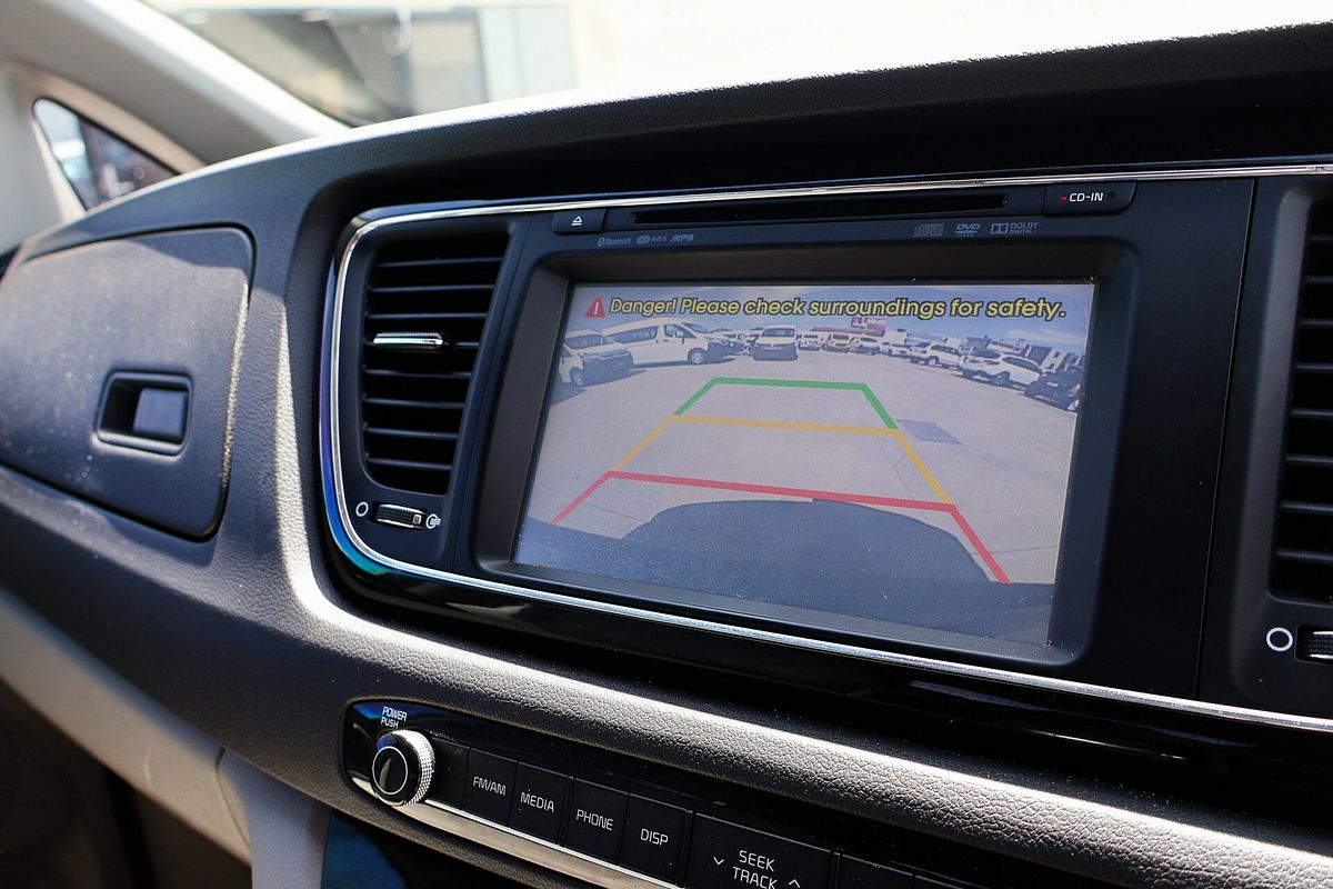 2017 Kia Carnival SLi YP