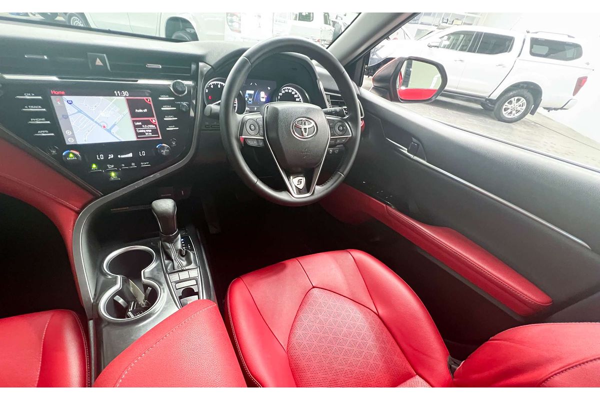 2019 Toyota Camry SX GSV70R