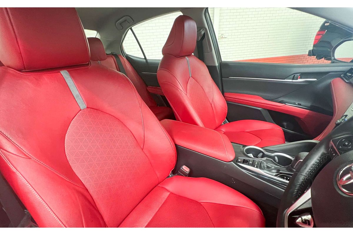 2019 Toyota Camry SX GSV70R