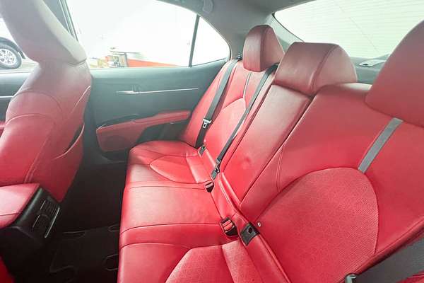 2019 Toyota Camry SX GSV70R