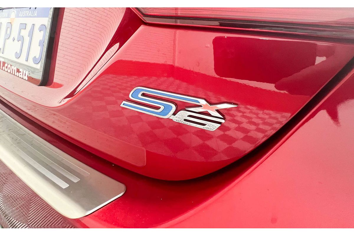 2019 Toyota Camry SX GSV70R