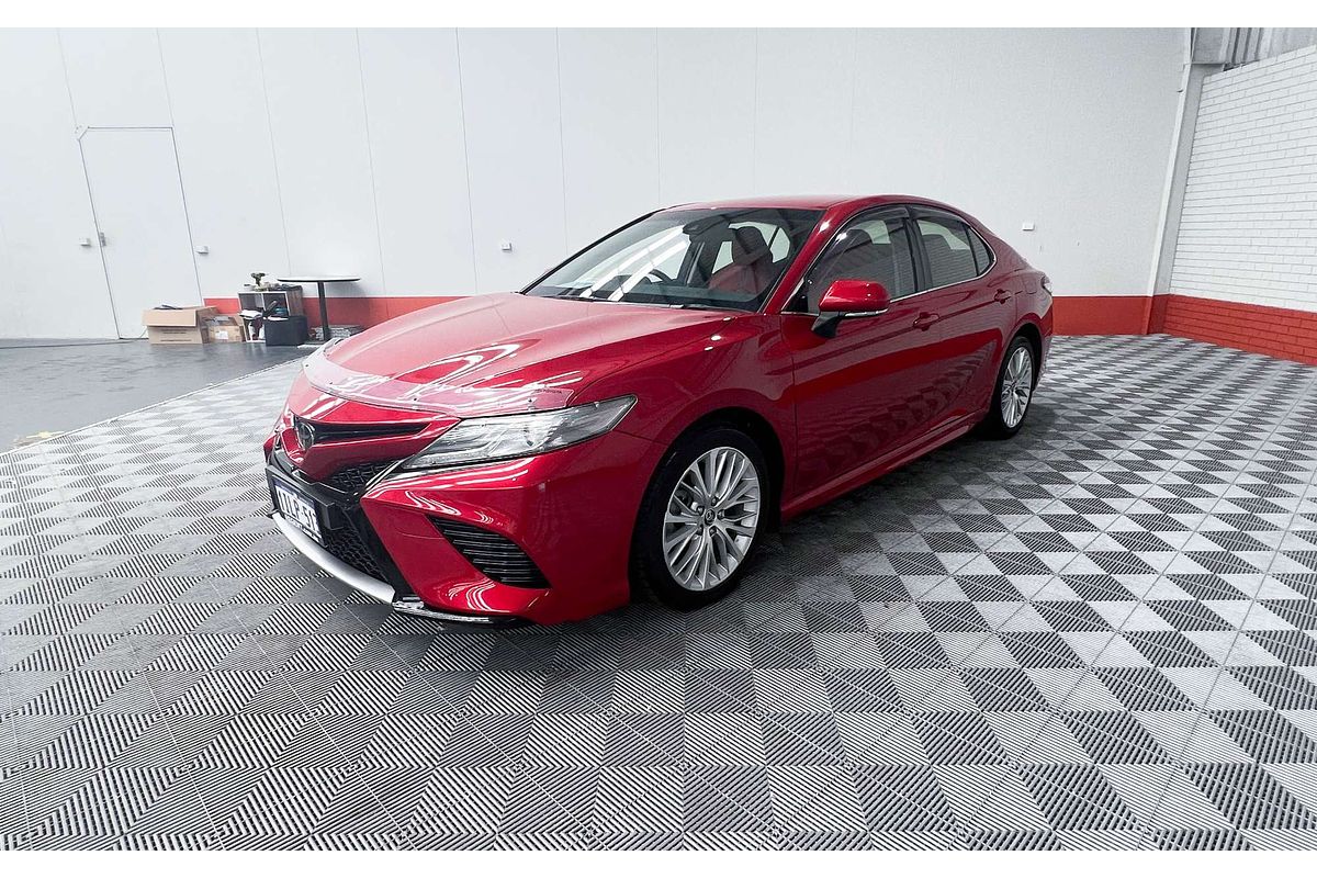 2019 Toyota Camry SX GSV70R