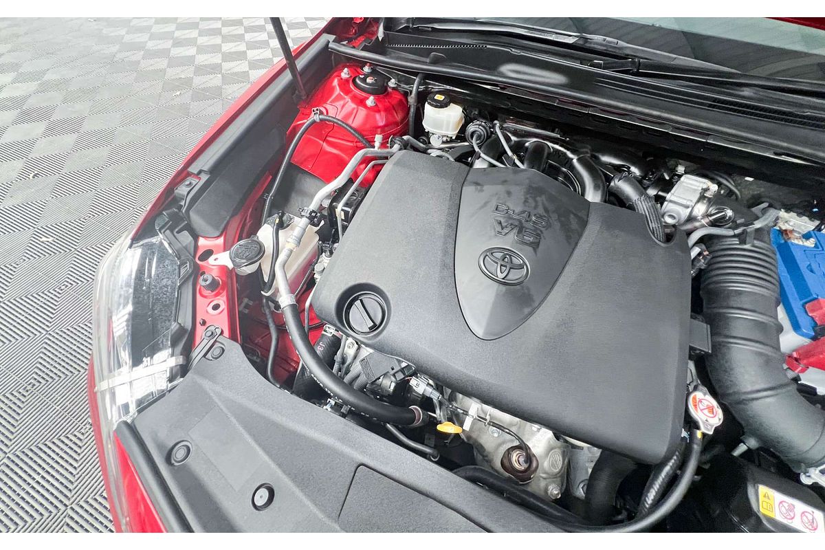 2019 Toyota Camry SX GSV70R