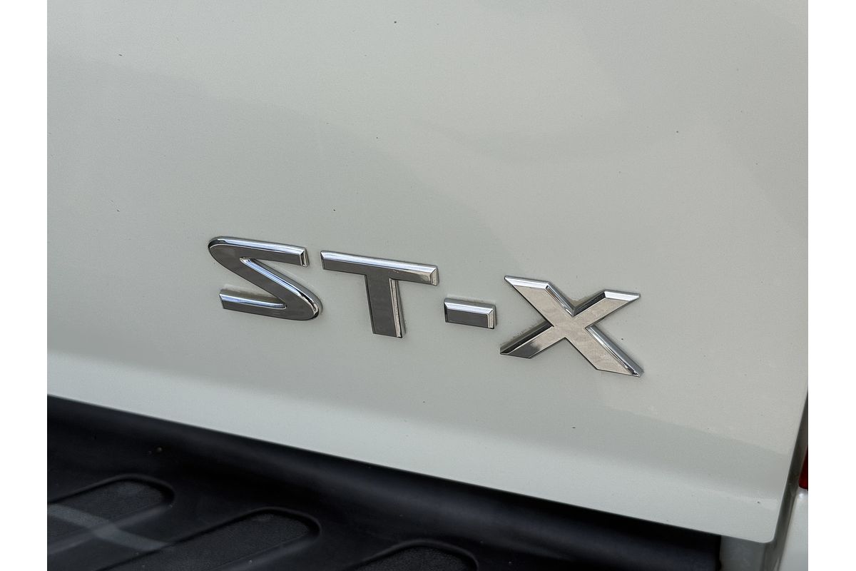 2015 Nissan Navara ST-X D23 4X4