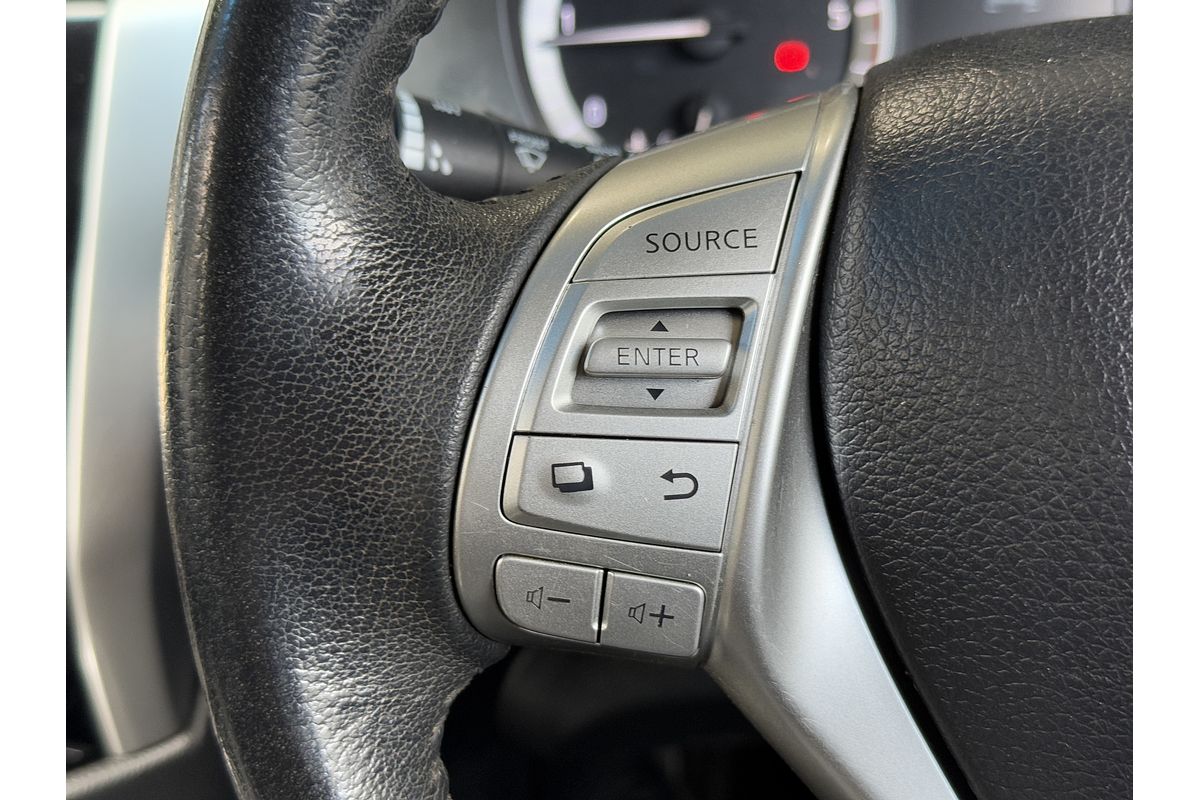 2015 Nissan Navara ST-X D23 4X4