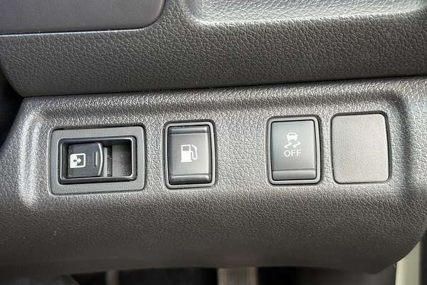 2015 Nissan Navara ST-X D23 4X4