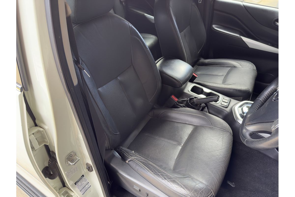 2015 Nissan Navara ST-X D23 4X4