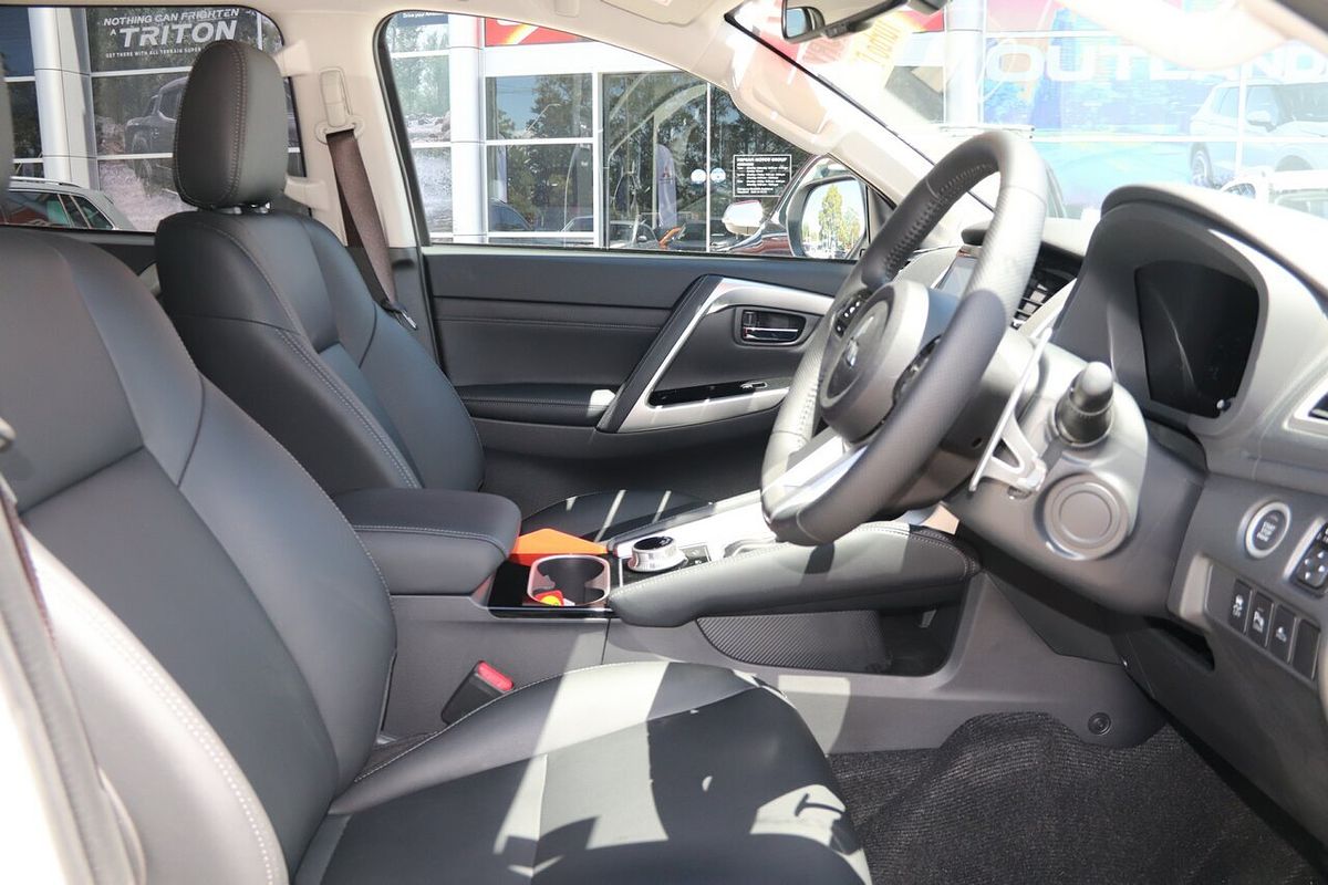 2024 Mitsubishi Pajero Sport Exceed QG