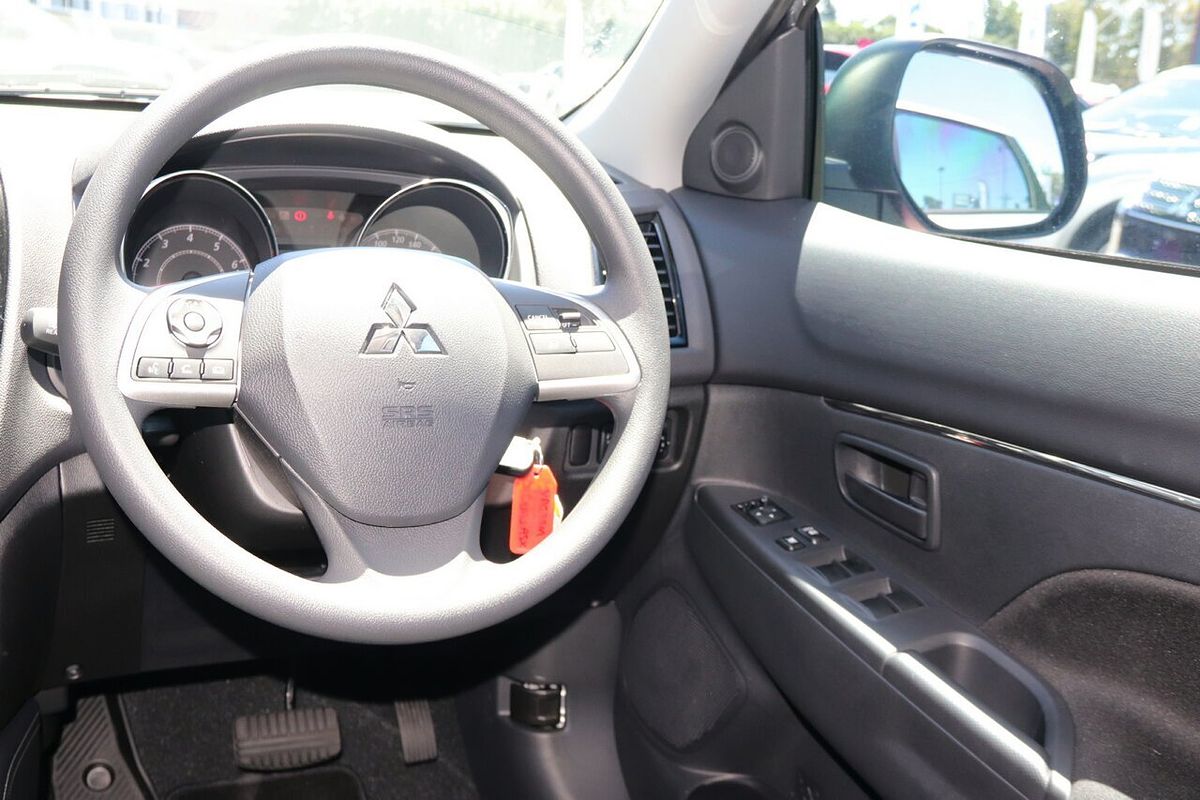 2024 Mitsubishi ASX ES XD