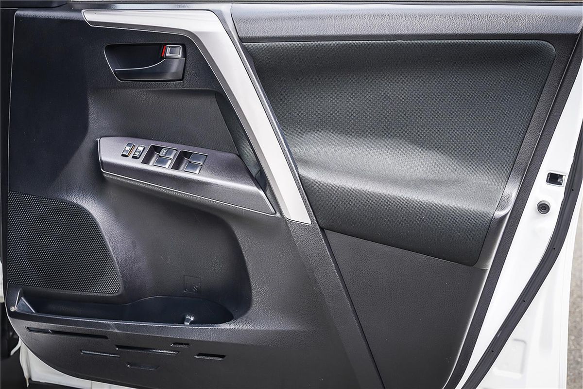 2017 Toyota RAV4 GX ALA49R