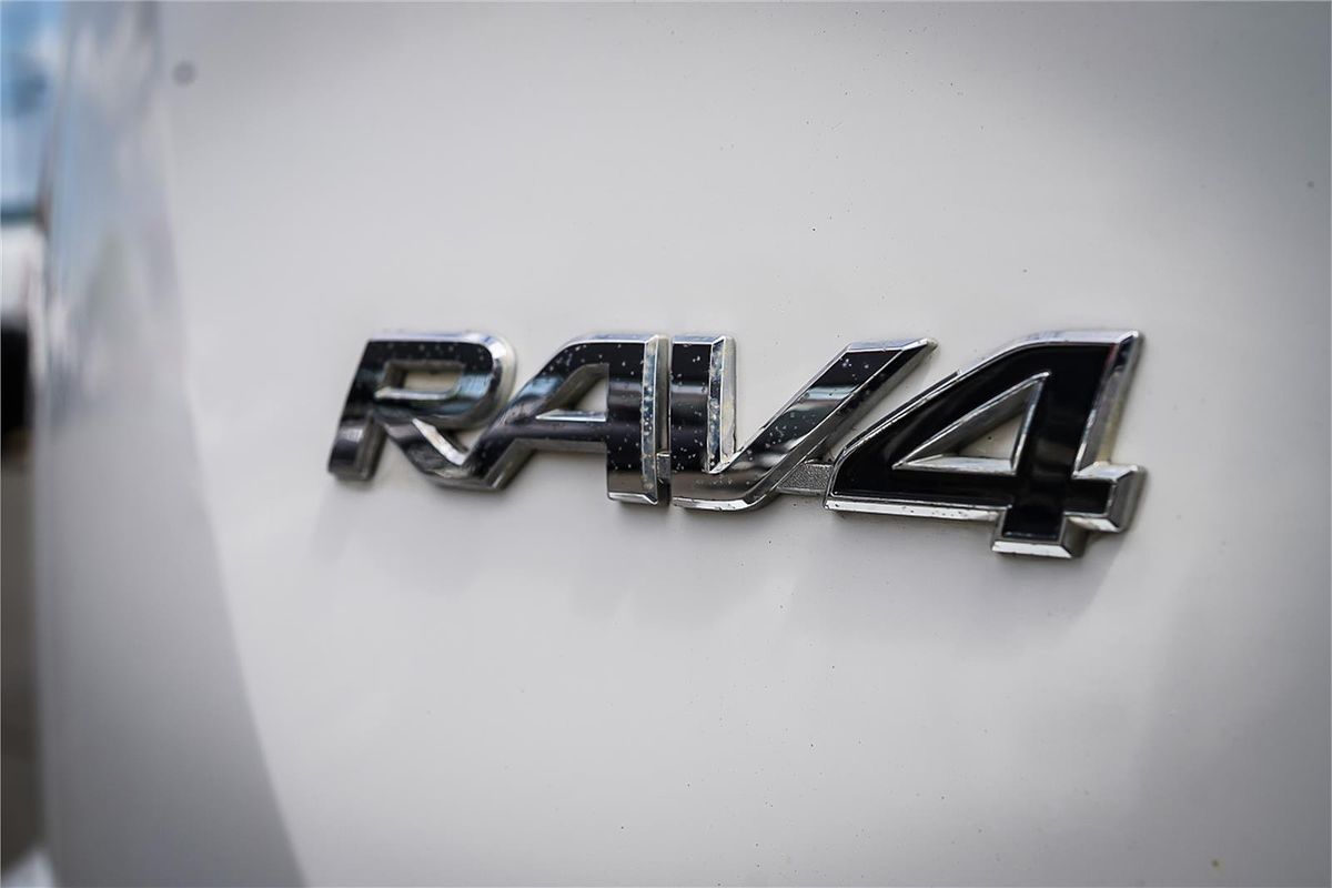 2017 Toyota RAV4 GX ALA49R